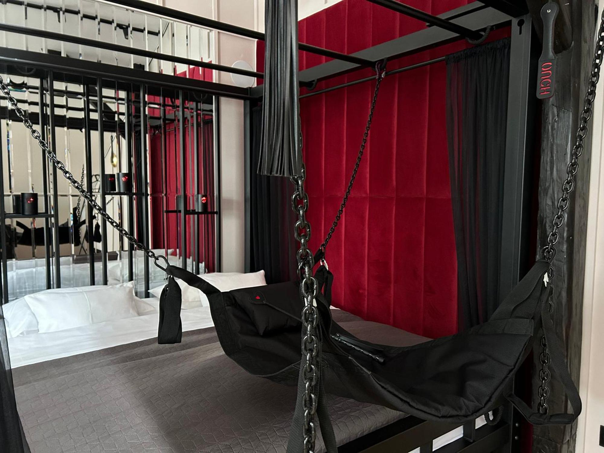 Exclusive Bdsm Apartment Krakow - Adults Only Eksteriør bilde